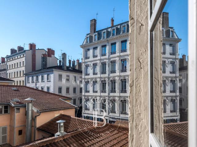 Appartement 6 pièces 168 m²