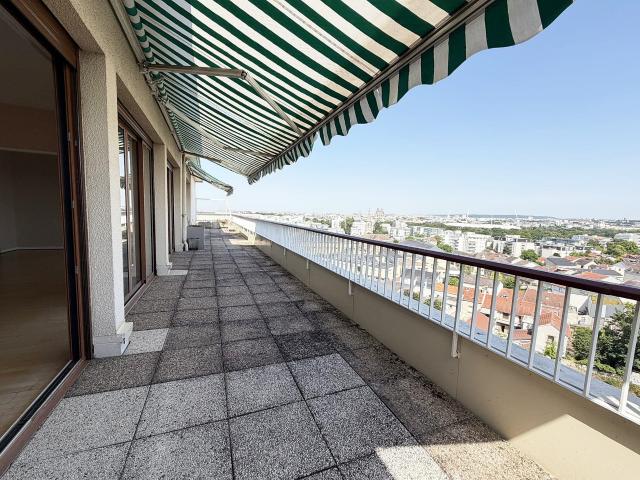 Appartement 6 pièces 168 m²