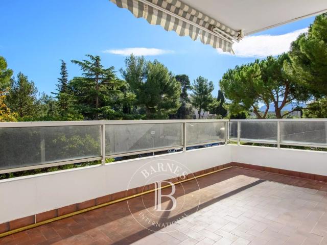 Appartement 6 pièces 170 m²