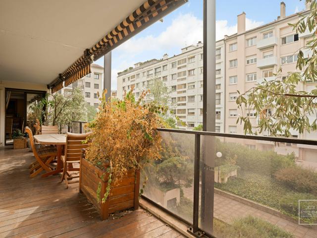 Appartement 6 pièces 170 m²