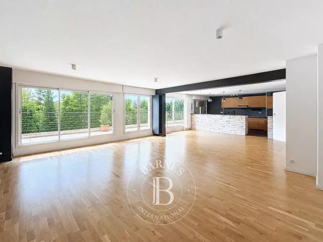 Appartement 6 pièces 170 m²