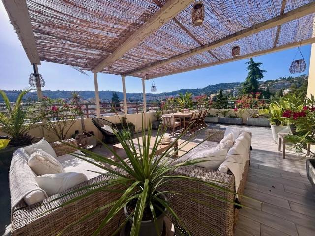 Appartement 6 pièces 171 m²