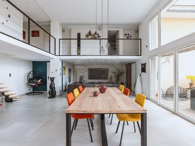 Appartement 6 pièces 171 m²