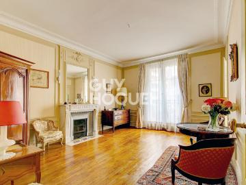 Appartement 6 pièces 171 m²