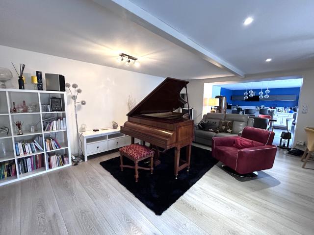 Appartement 6 pièces 172 m²