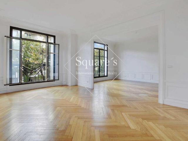 Appartement 6 pièces 172 m²