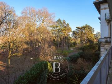 Appartement 6 pièces 174 m²