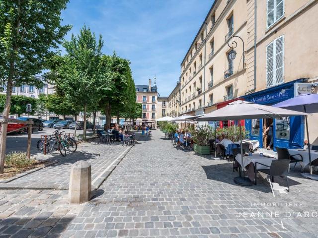 Appartement 6 pièces 176 m²