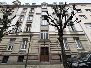 Appartement 6 pièces 180 m²