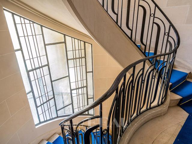 Appartement 6 pièces 186 m²