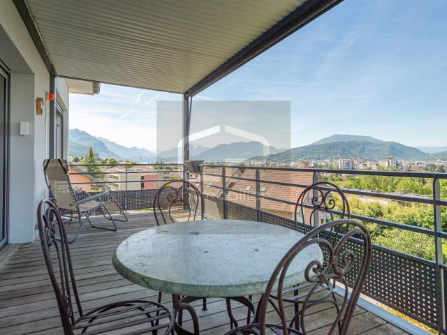 Appartement 6 pièces 182 m²