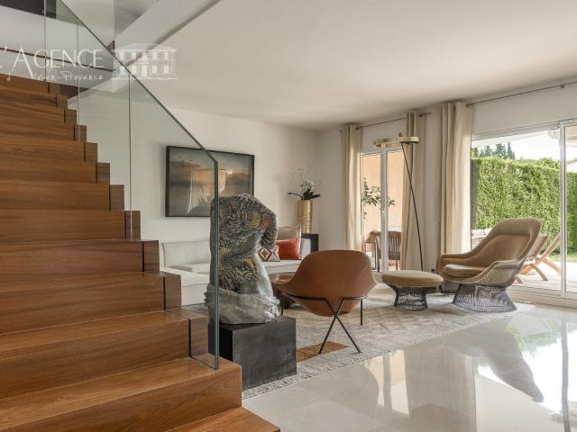 Appartement 6 pièces 183 m²