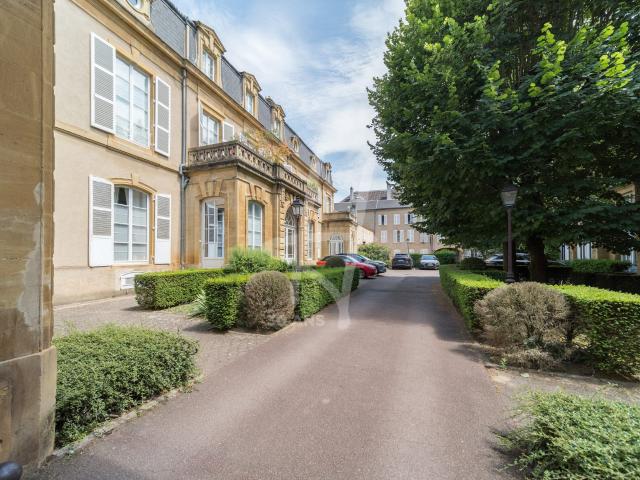 Appartement 6 pièces 184 m²