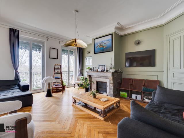 Appartement 6 pièces 184 m²