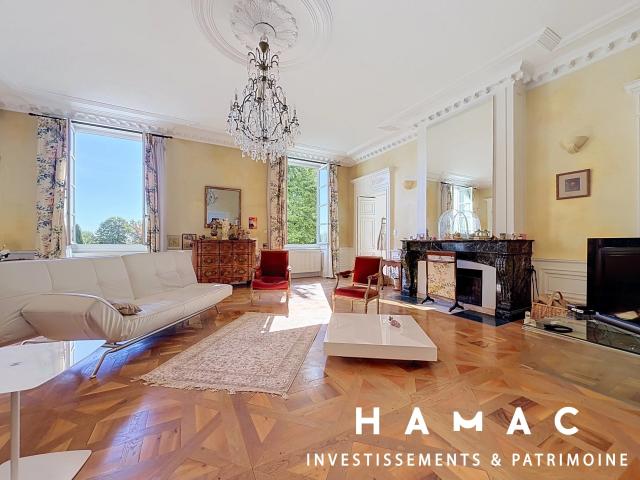 Appartement 6 pièces 184 m²