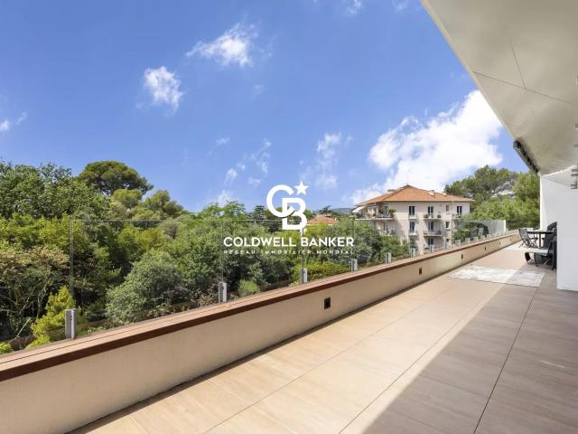 Appartement 6 pièces 186 m²