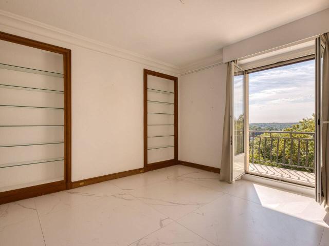 Appartement 6 pieces 188 m2 Ville d Avray