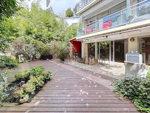 Appartement 6 pièces 189 m²