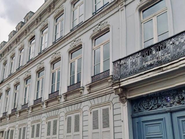 Appartement 6 pièces 193 m²