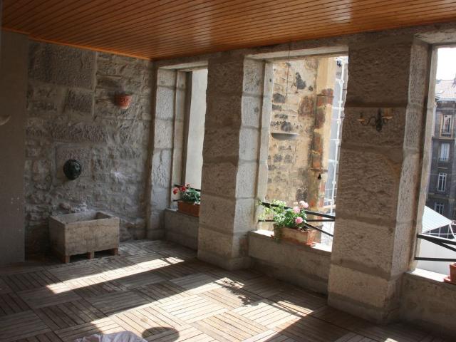 Appartement 6 pièces, 197 m² à louer à Saint Étienne 42000