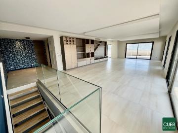 Appartement 6 pièces 198 m²