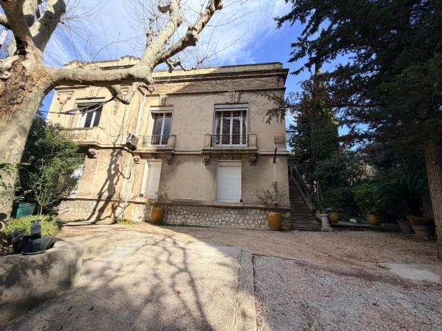 Appartement 6 pièces 204 m²