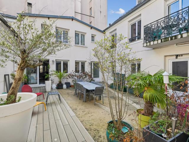 Appartement 6 pièces 209 m²