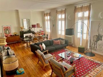 Appartement 6 pièces 210 m²