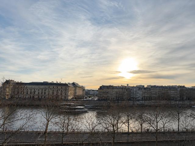 Appartement 6 pièces 212 m²