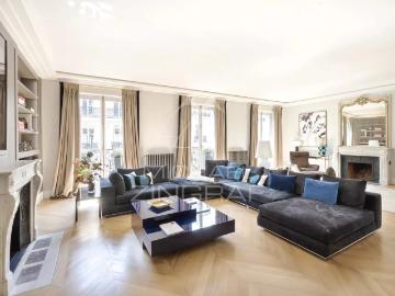 Appartement 6 pièces 232 m²