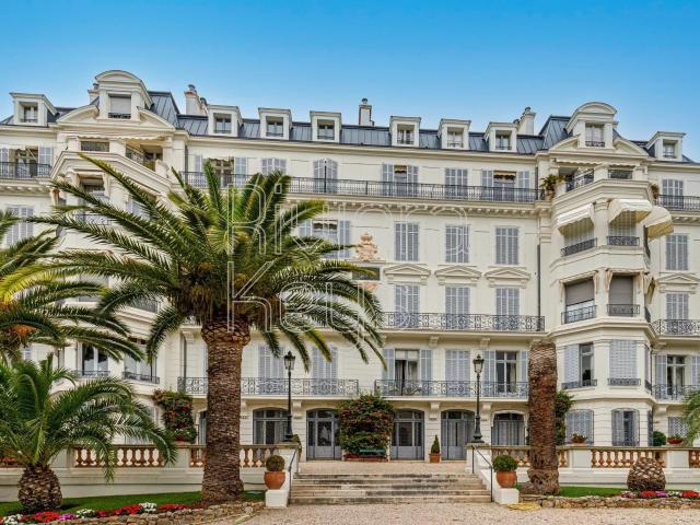 Appartement 6 pièces 239 m²