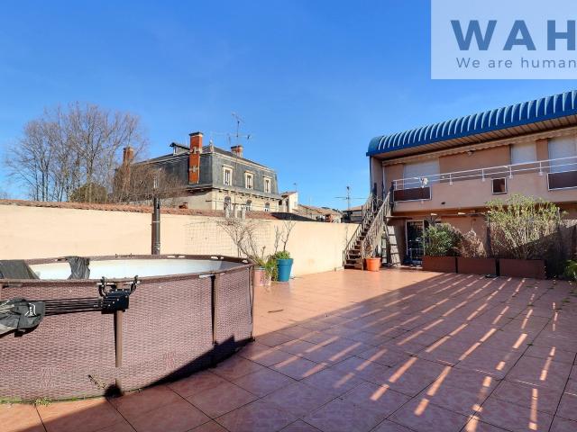 Appartement 6 pièces 242 m²
