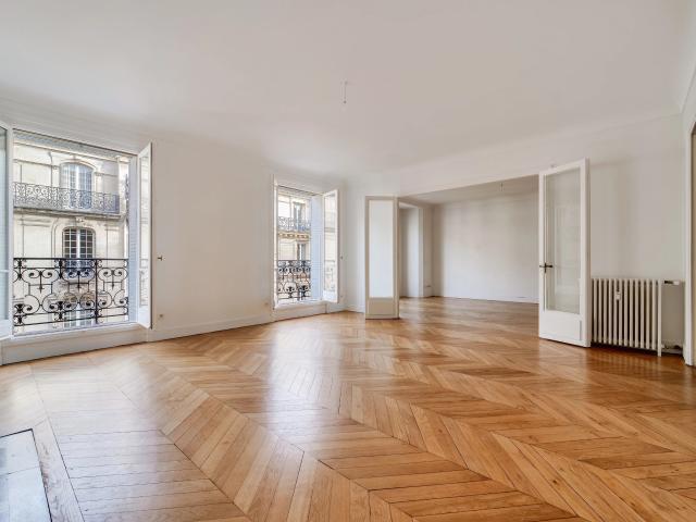 Appartement 6 pièces 245 m²