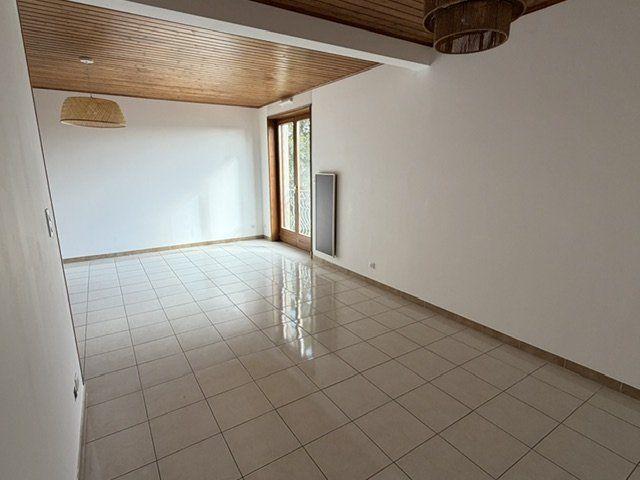 Appartement 6 pièces à Mexy