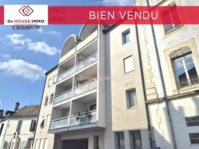 Appartement 6 pièces centre ville 4 chambres 2 loggias 2 garages 1 cave