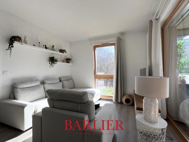Appartement 6 pièces de 96m2 avec terrasse