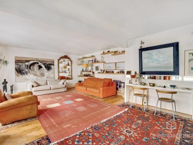 Appartement 6P 158 m² RUE CHRISTIANI PARIS 18e