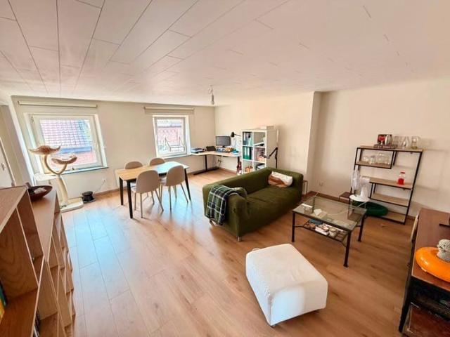 Appartement 72 m² rénové – Proche gare & centre Charleroi