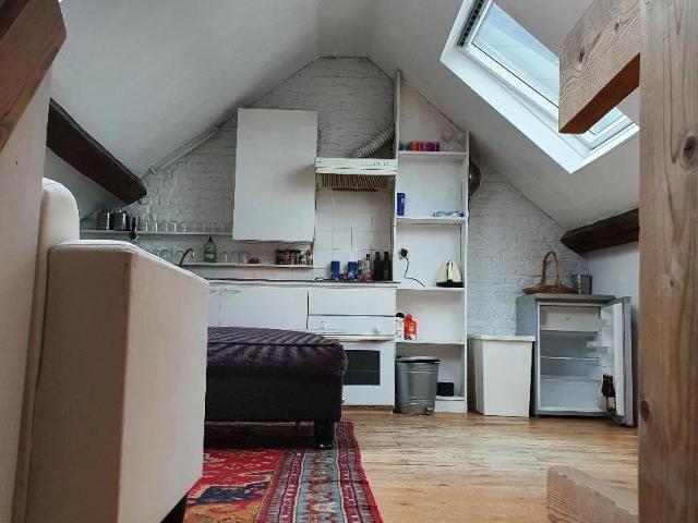 Appartement 75 m² Rue du Trône Troon à BRUSSELS