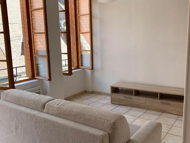Appartement 76 m² 3 Pièces La Charité Sur Loire 58400