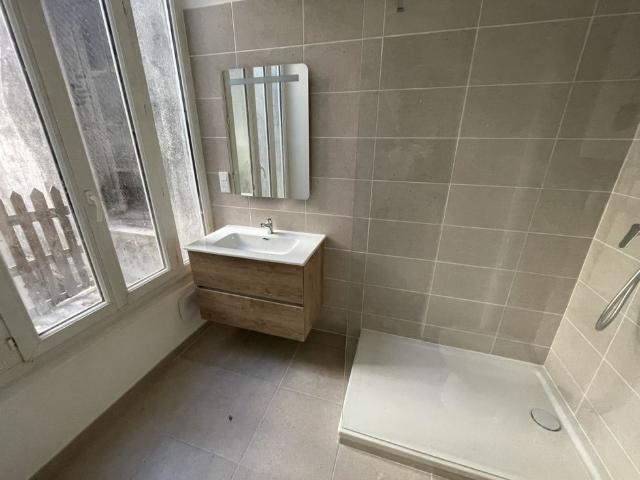 Appartement 78.53 m² 3 Pièces Nîmes 30000