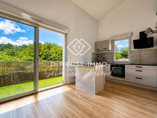 APPARTEMENT 78M² T2 BIS AVEC MEZZANINE, BALCON 13 m² ET STATIONNEMENT