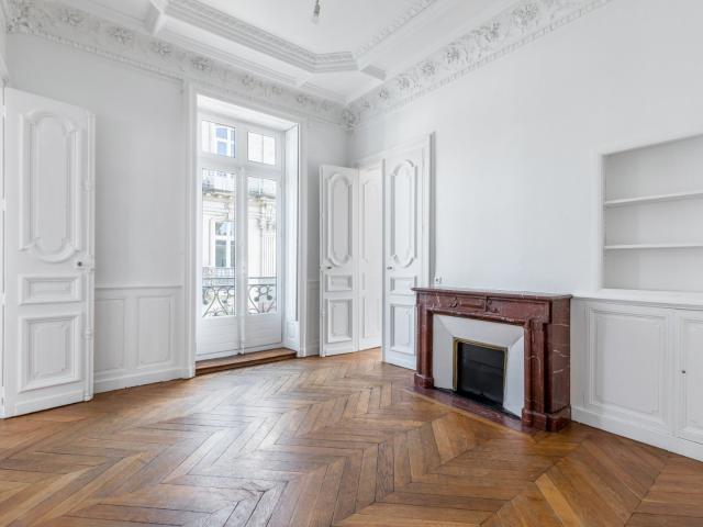 Appartement 7 pièces 103 m²