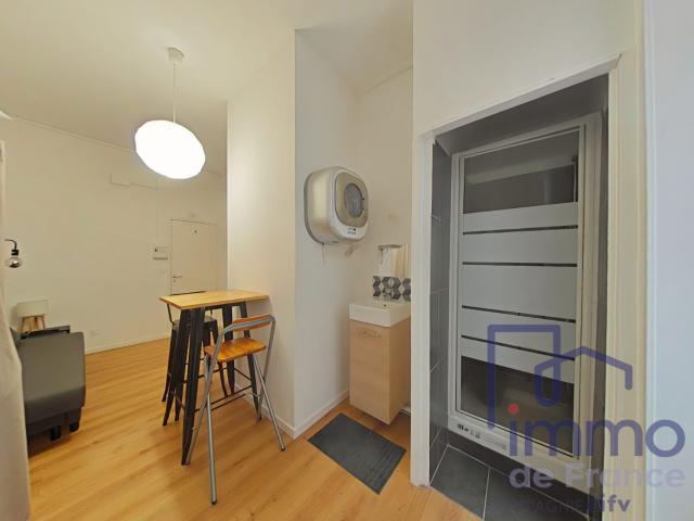 Appartement 7 pièces 120 m²