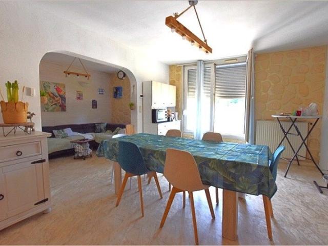 Appartement 7 pièces 121 m²