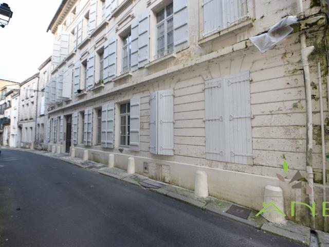Appartement 7 pièces 140 m²