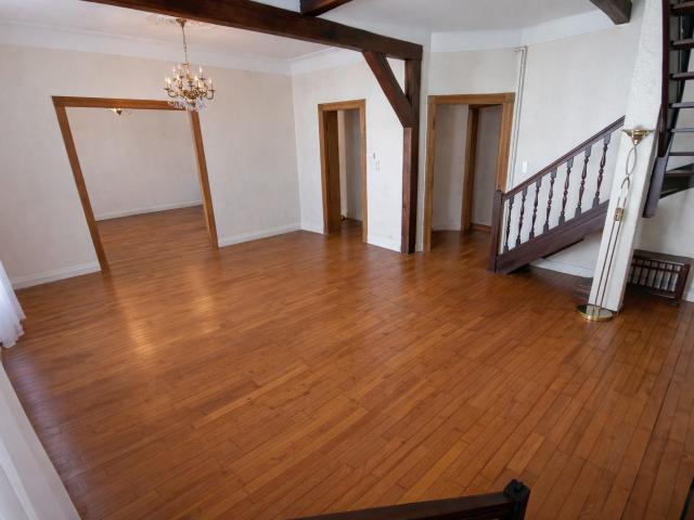 Appartement 7 pièces 140 m²