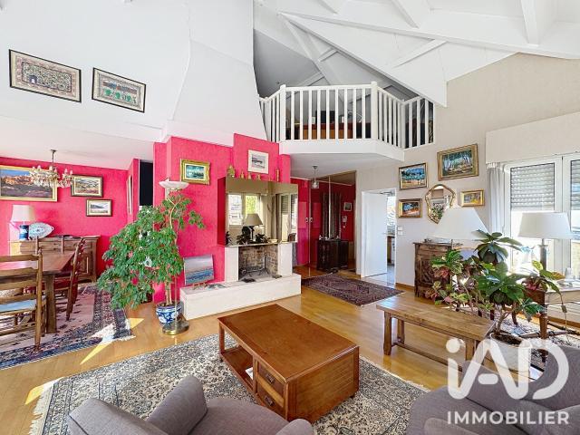 Appartement 7 pièces 144 m²