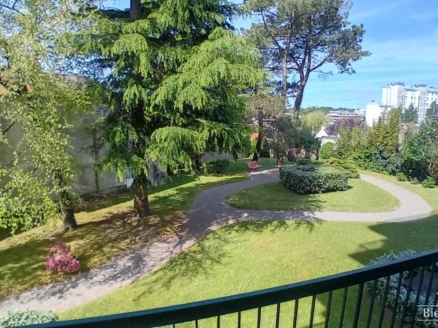 Appartement 7 pièces 148 m²