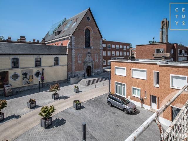 Appartement 7 pièces 151 m²